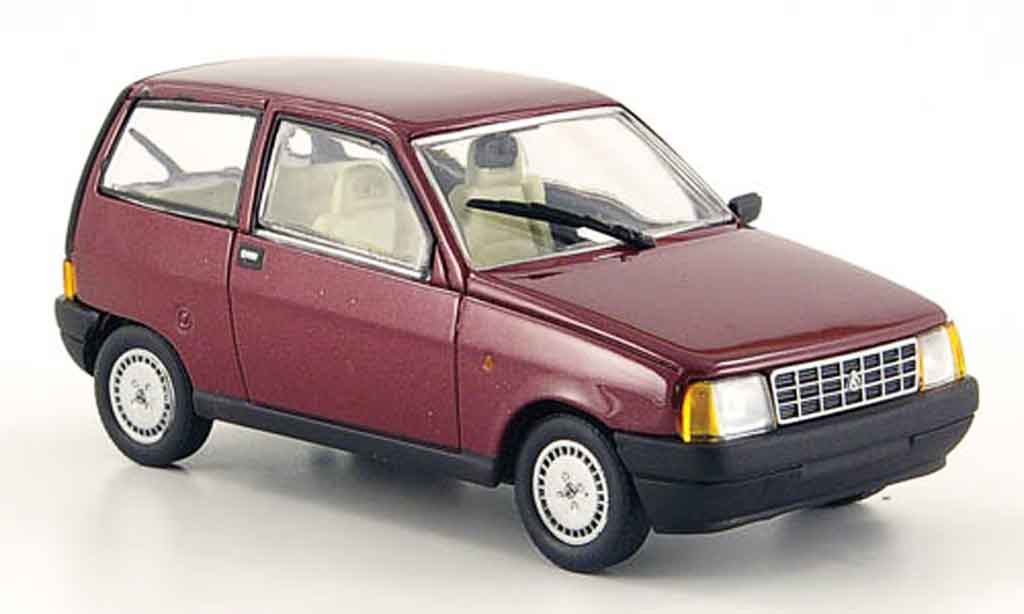 Autobianchi Y10 1/43 Starline red diecast model cars