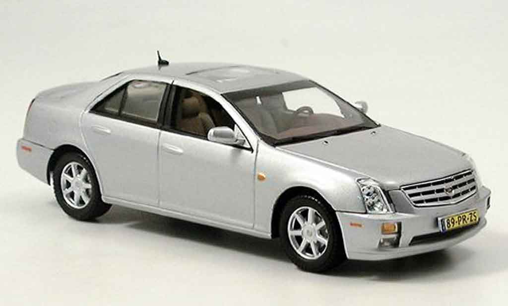 Cadillac STS 1/43 Norev grey metallisee 2005 diecast model cars