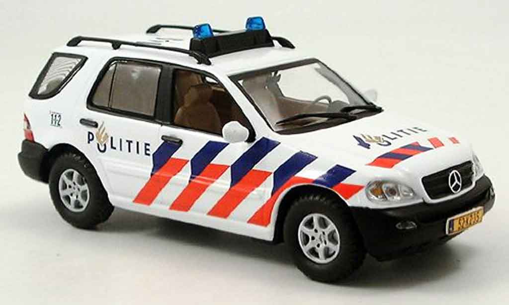 Mercedes Classe M 1/43 IXO police Holland 2003 diecast model cars