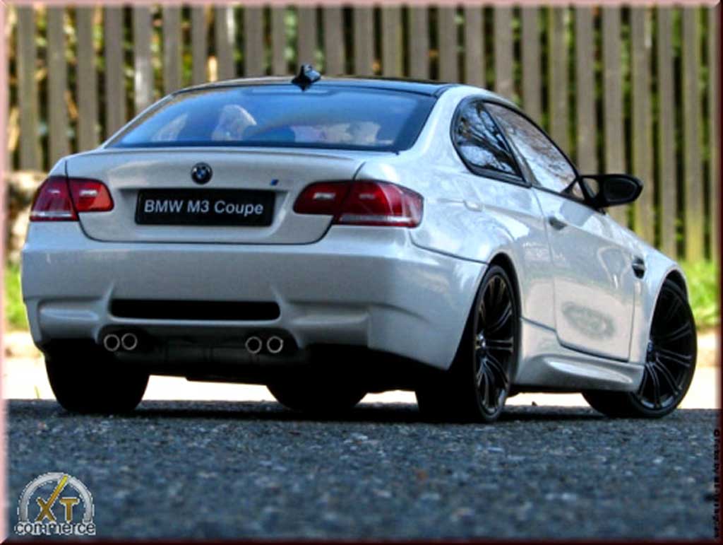 Bmw M3 Coupe E92 white jantes noir mat 1/18 Kyosho