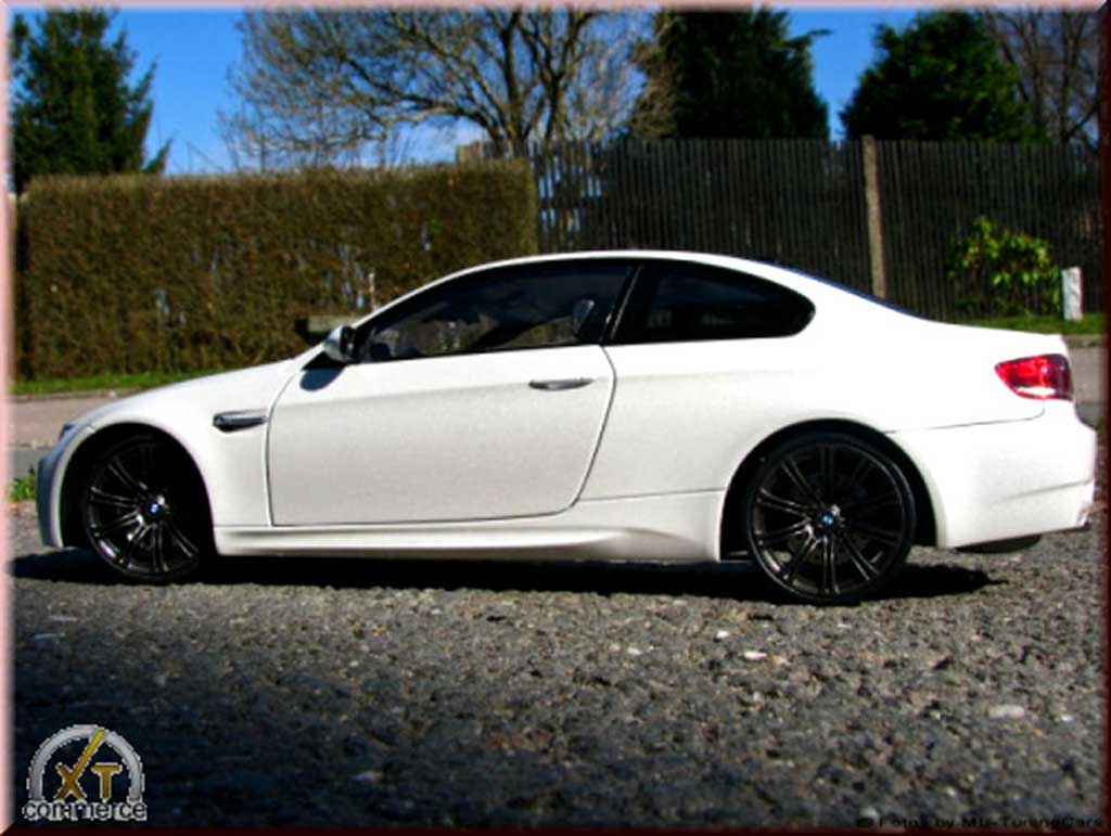 Bmw M3 Coupe E92 white jantes noir mat 1/18 Kyosho