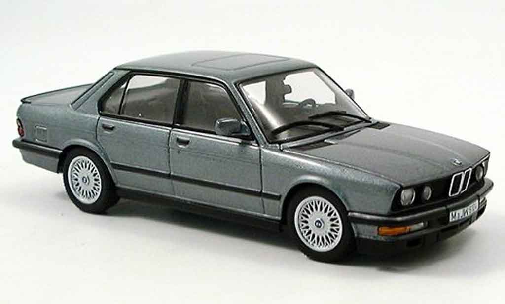 Bmw M5 E28 1/43 Autoart E28 grey 1987 diecast model cars
