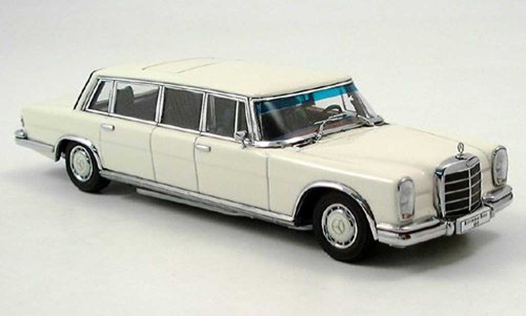 Mercedes 600 1/43 Autoart (W100) LWB white diecast model cars