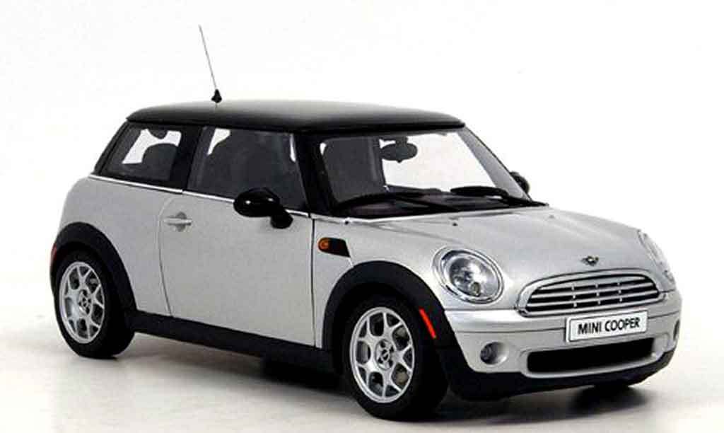 Mini Cooper D 1/18 Autoart D grey black diecast model cars