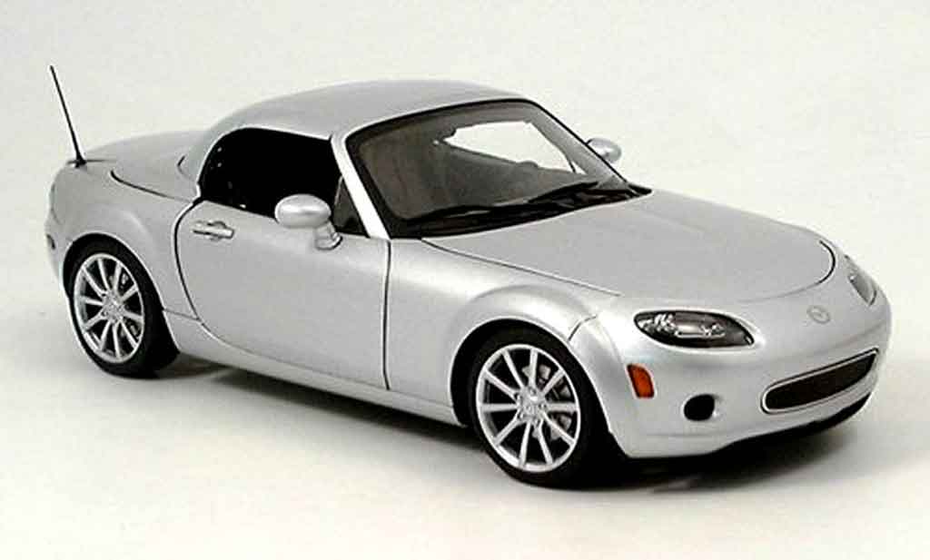 Mazda MX5 2006 1/18 Autoart 2006 lhd grey diecast model cars