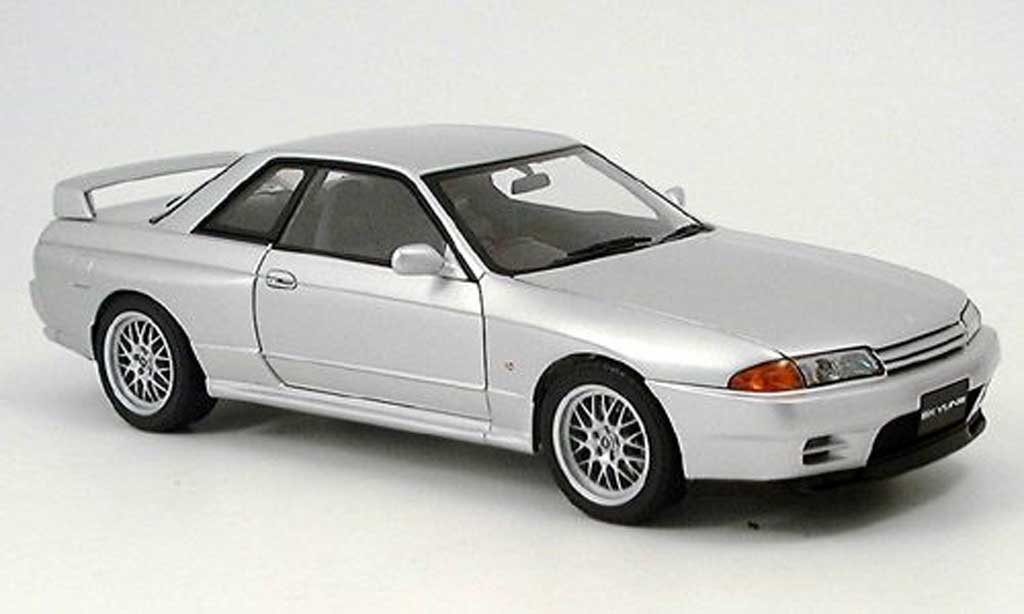Nissan Skyline R32 1/18 Autoart R32 gtr v-spec.ii black diecast model cars