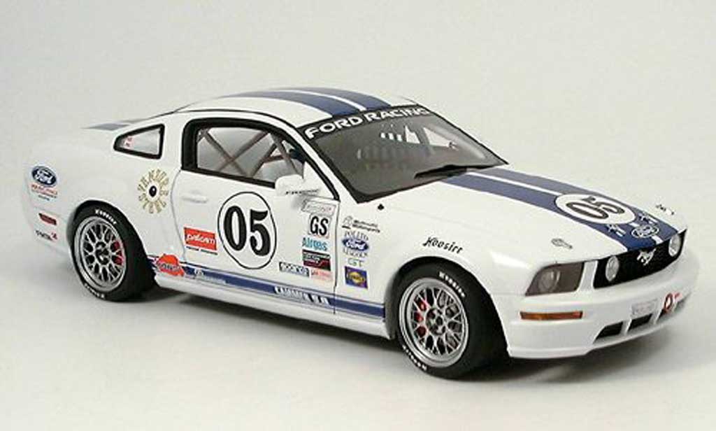 Ford Mustang 2005 1/18 Autoart 2005 racing fr 500 c no.5 grand am cup diecast model cars