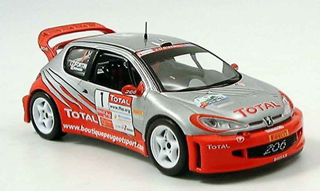 Peugeot 206 WRC 1/43 IXO WRC no.1 bernardi fortin rallye cevennes 2005 diecast model cars