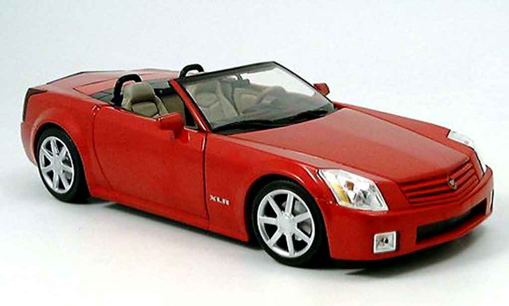 Cadillac XLR 1/18 Hot Wheels roadster red diecast model cars