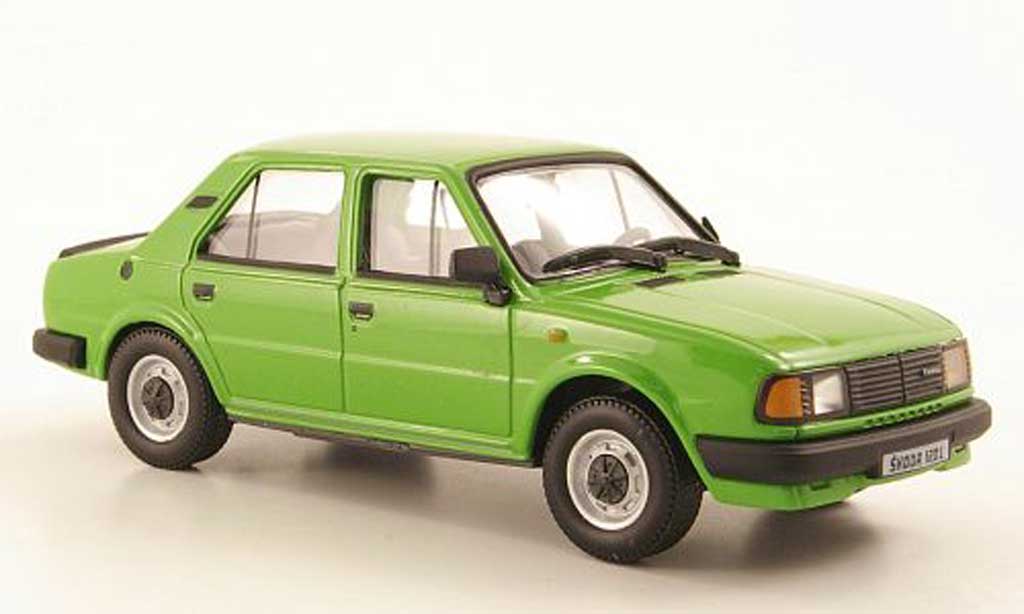 Skoda 120 1/43 Abrex L grun 1986 diecast model cars