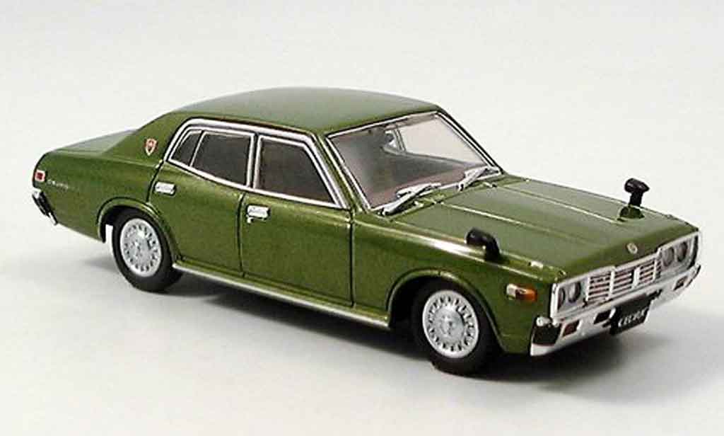 Nissan Cedric 330 1/43 Aoshima grun 1977 diecast model cars