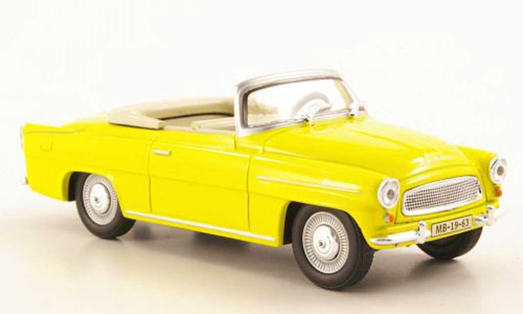 Skoda Felicia 1/43 Abrex Roadster yellow diecast model cars
