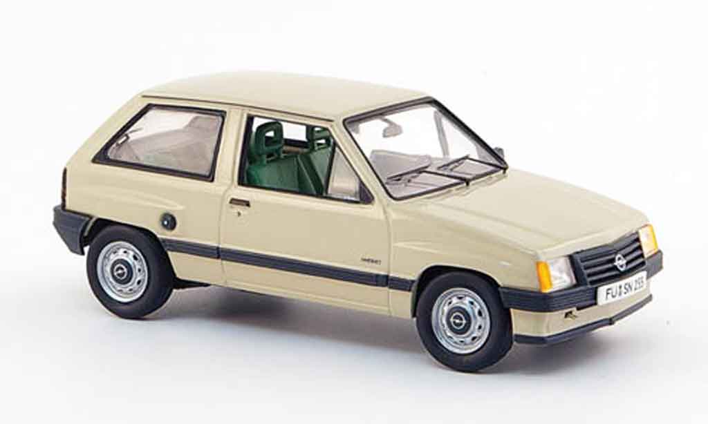 Opel Corsa 1/43 Schuco a beige 1982 diecast model cars