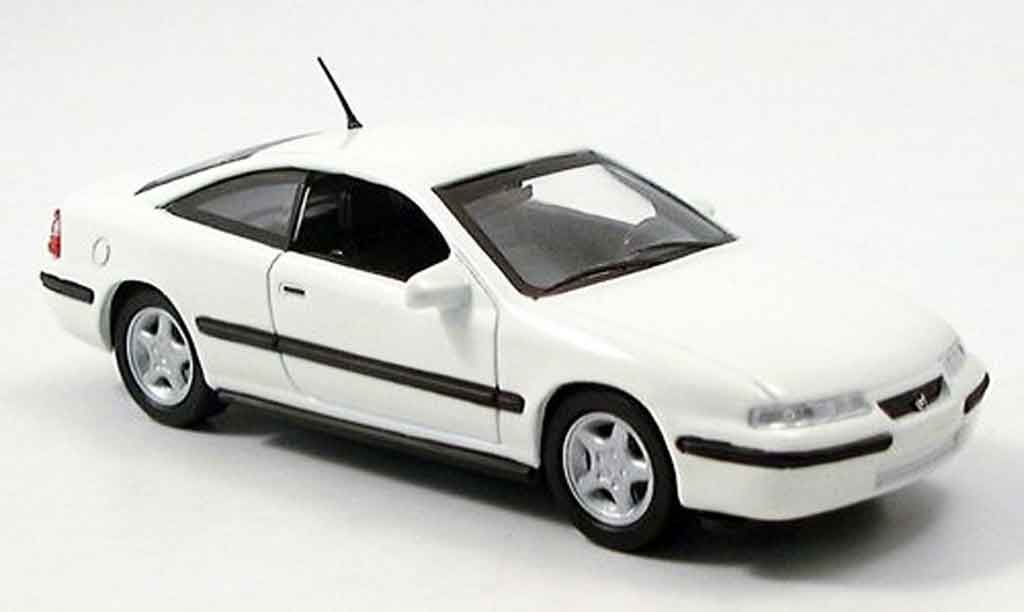Opel Calibra 1/43 Del Prado white diecast model cars