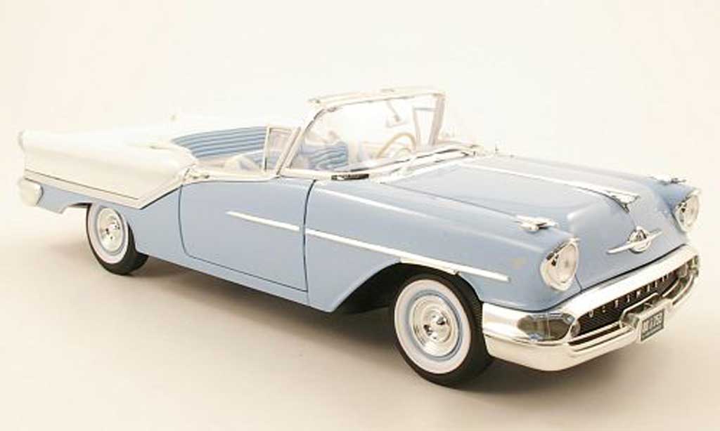Oldsmobile Super 88 1/18 Yat Ming convertible blue white 1957 diecast model cars