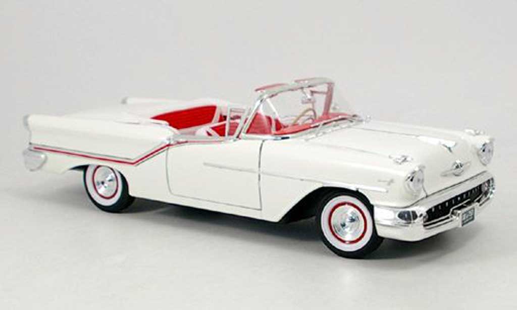 Oldsmobile Super 88 1/18 Yat Ming convertible white 1957 diecast model cars