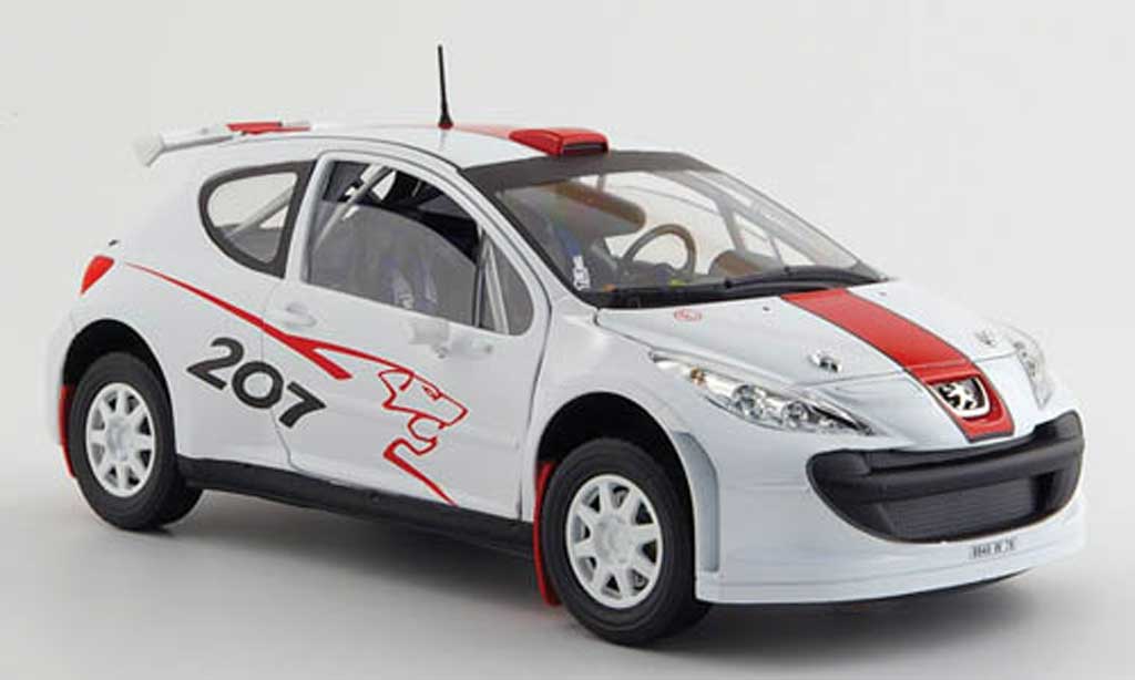 Peugeot 207 S2000 1/18 Solido S2000 white/red 2006 diecast model cars