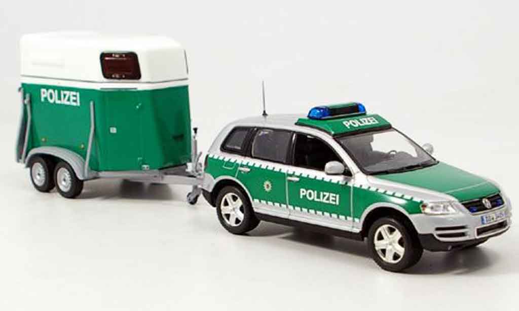 Volkswagen Touareg 1/43 Minichamps avec pferdeanhanger police 2002 diecast model cars