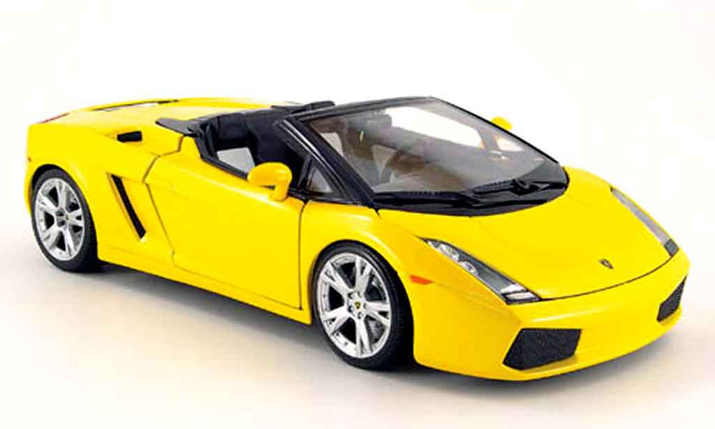 Lamborghini Gallardo Spyder 1/18 Burago Spyder yellow diecast model cars