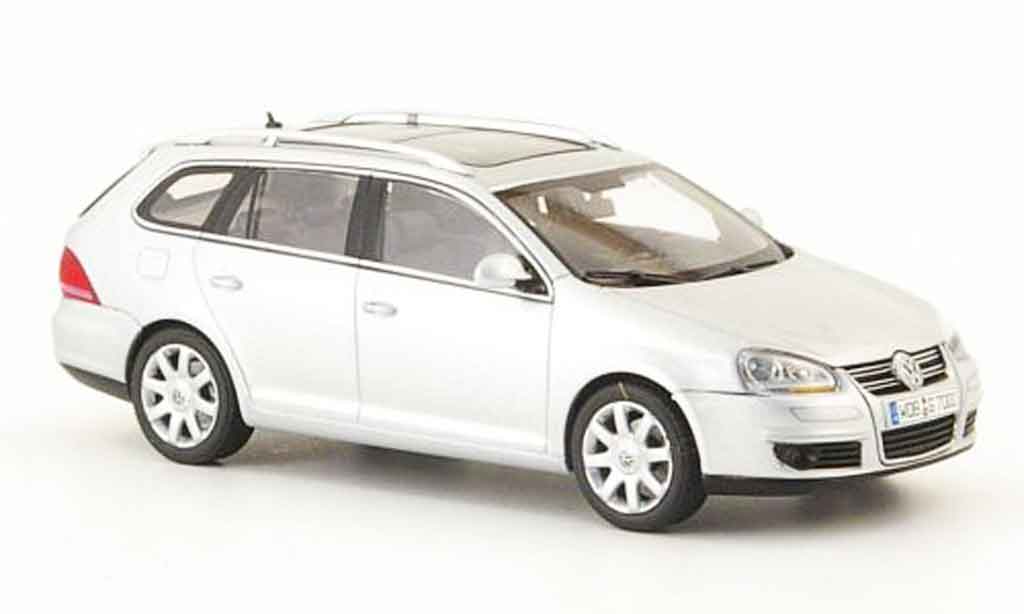 Volkswagen Golf V 1/43 Autoart V variant met grey metallisee 2007 diecast model cars