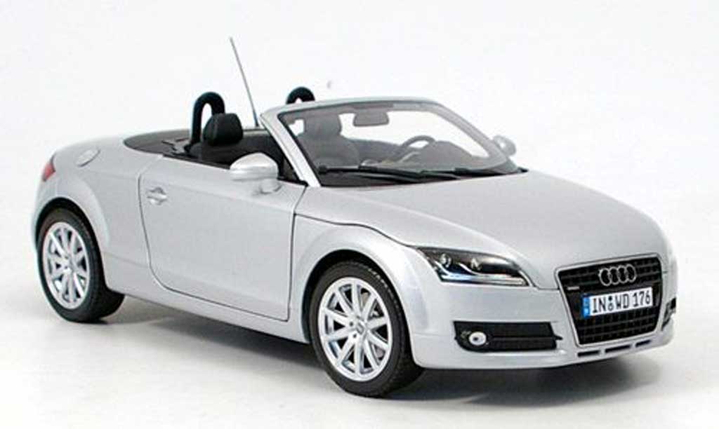 Audi TT 1/18 Minichamps Roadster grey metallisee 2006 diecast model cars