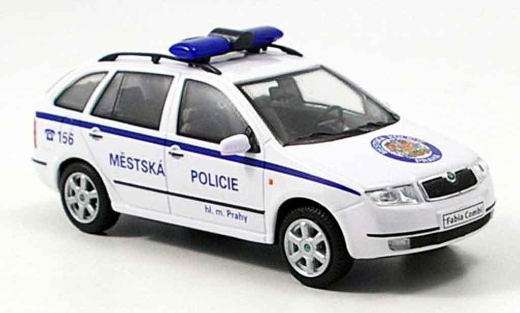 Skoda Fabia 1/43 Abrex combi police prag tschechien diecast model cars
