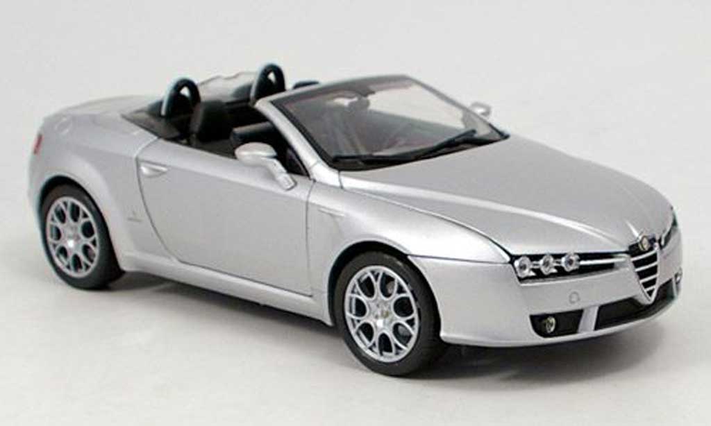 Alfa Romeo Spider 1/18 Welly grey 2007 diecast model cars