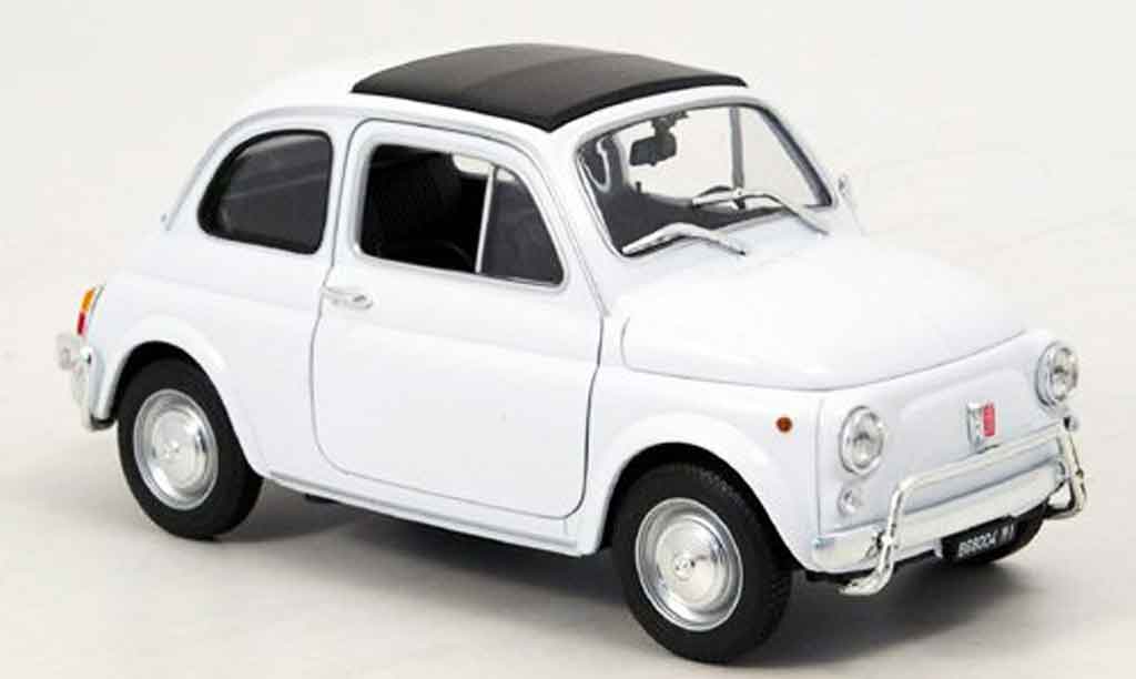 Fiat 500 1/18 Welly white 1957 diecast model cars
