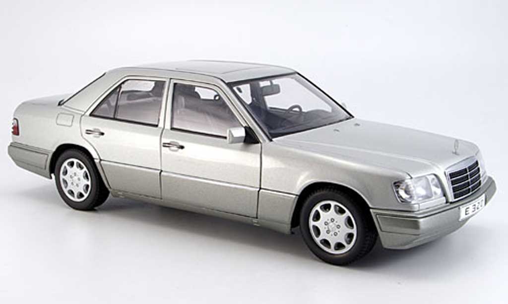 Mercedes Classe E 1/18 Autoart e320 (w 124) limousine argent 1995 diecast model cars