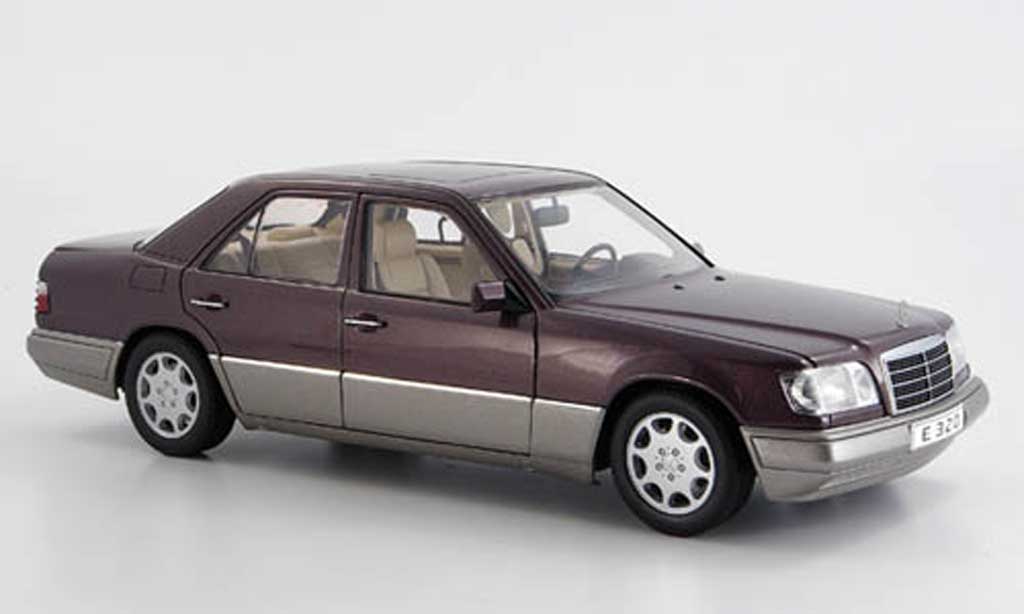 Mercedes Classe E 1/18 Autoart e 320 (w 124) limousine flieder (bornit) 1995 diecast model cars