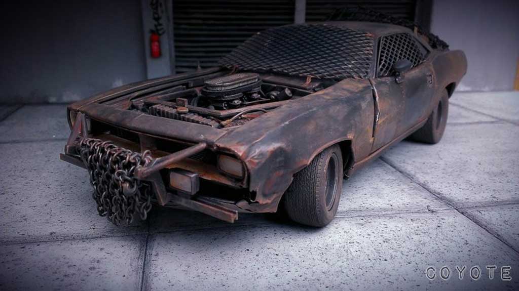 Plymouth Cuda 1/18 Highway 61 Zombie Crusher madmax diecast model cars