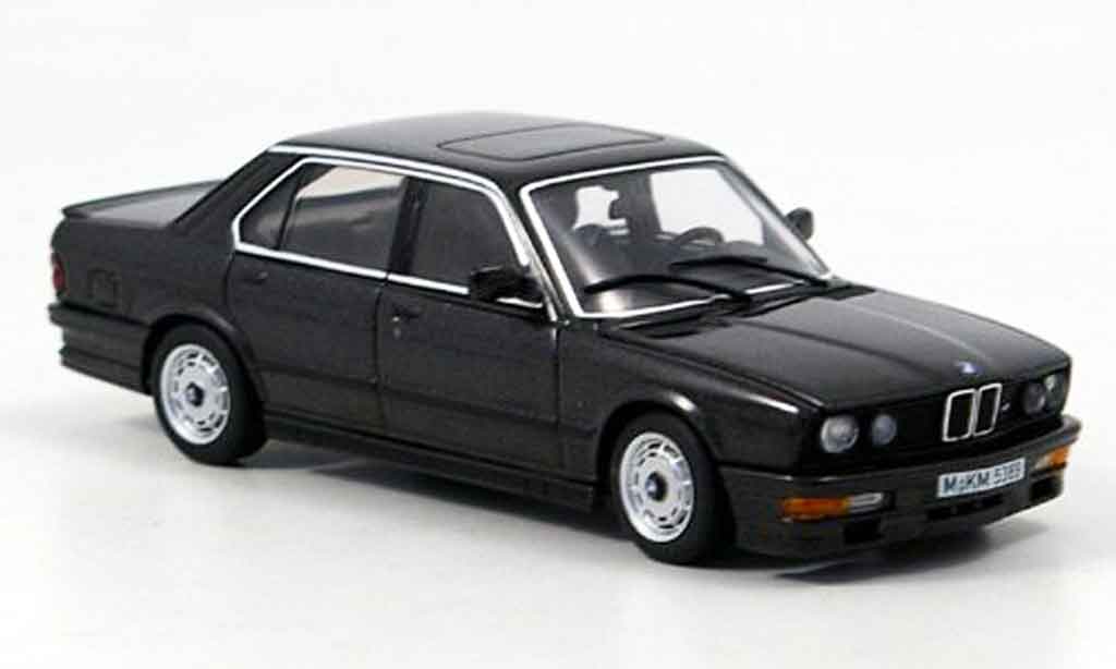Bmw 535 1/43 Autoart i (E 28) black 1985 diecast model cars