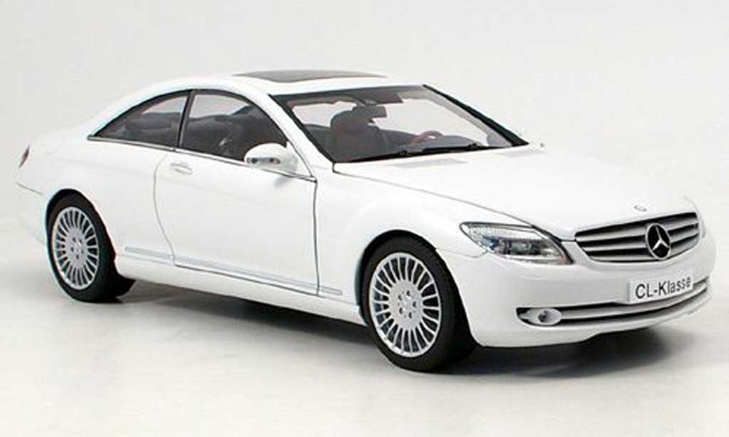 Mercedes Classe CL 1/18 Autoart (c 216) white 2006 diecast model cars