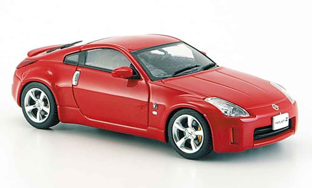 Nissan 350Z 1/43 Ebbro Fairlady red Coupe Facelift 2005 diecast model cars