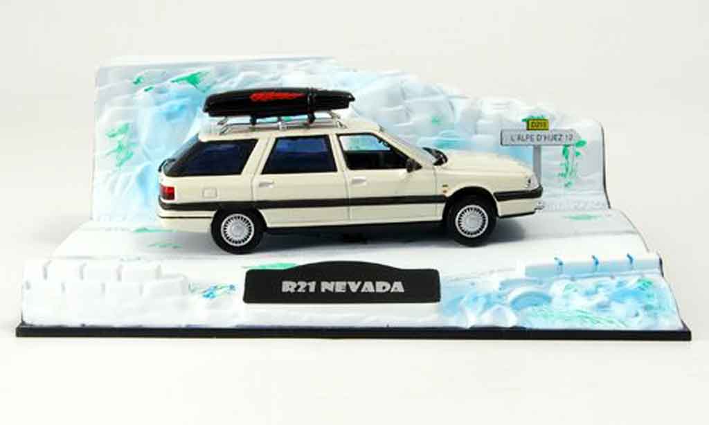 Renault 21 Nevada 1/43 Norev Nevada depart au ski avec dachbarres de toit 1986 diecast model cars