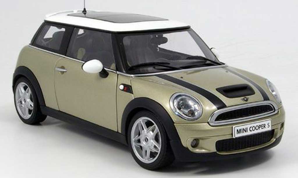 Mini Cooper S 1/18 Autoart S beige bandes blacks 2006 diecast model cars