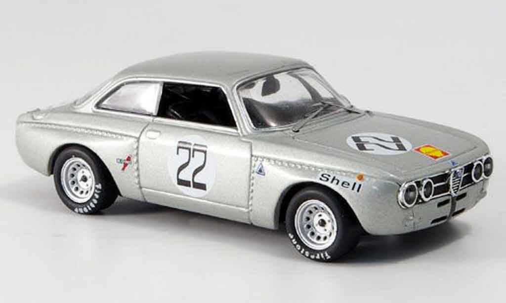 Alfa Romeo Giulia GT Am 1/43 M4 GT Am no.22 de adamich monza 1972 diecast model cars