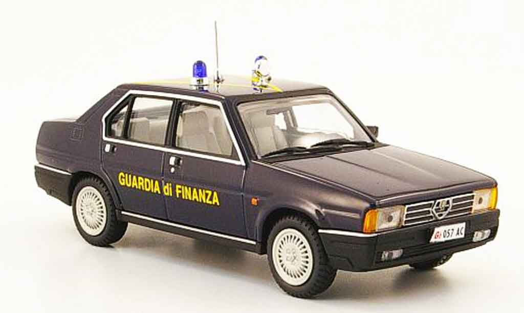 Alfa Romeo 90 1/43 Pego guardia di finanza 1984 diecast model cars