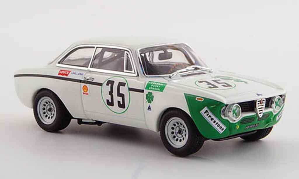 Alfa Romeo Giulia 1300 GTA 1/43 Minichamps 1300 GTA junior no.35 jarama 1972 diecast model cars