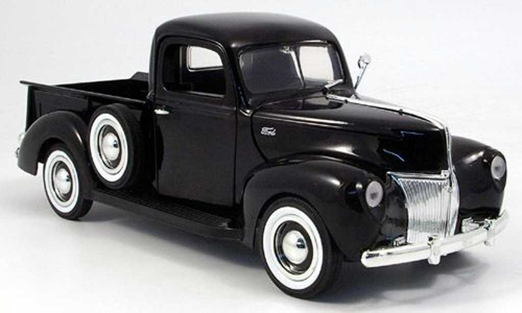 Ford 1940 1/18 Motormax pick-up black diecast model cars