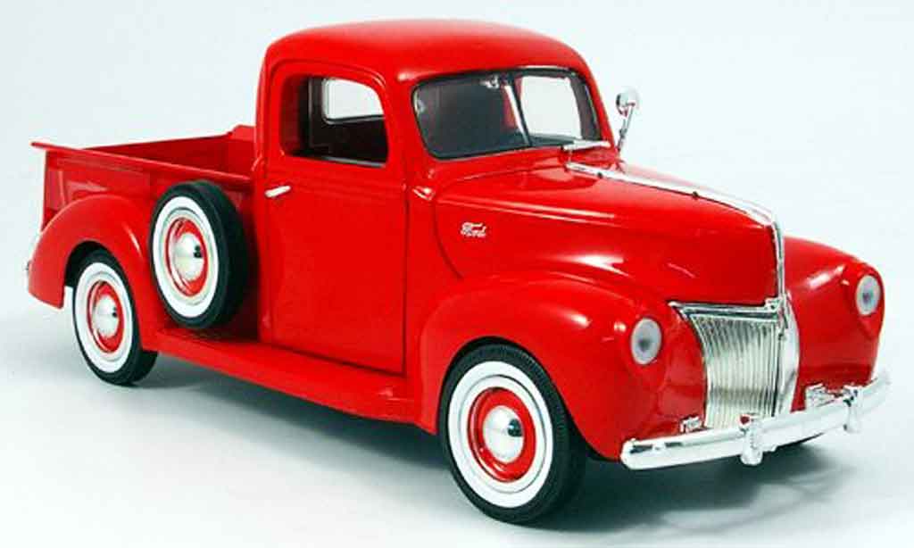 Ford 1940 1/18 Motormax pick-up red diecast model cars