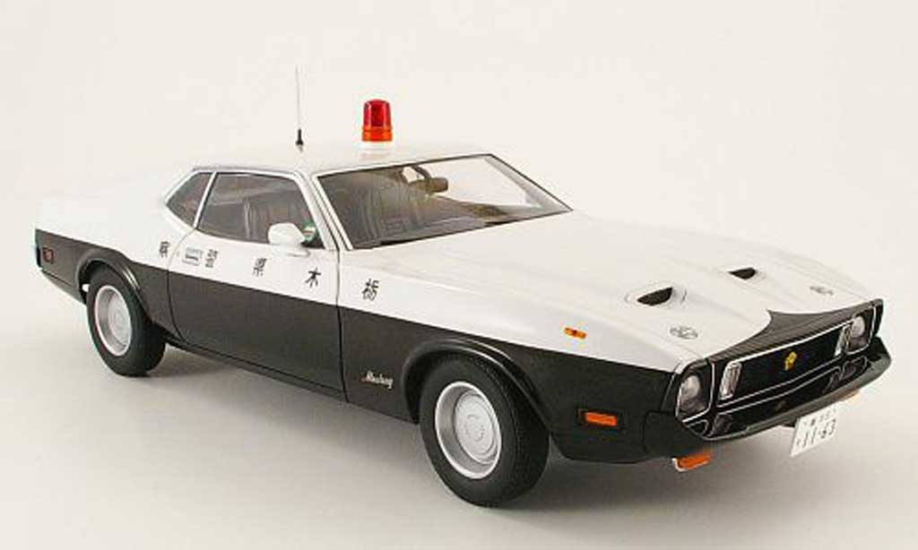 Ford Mustang Japanese 1/18 Autoart Japanese mach i polizei japan diecast model cars