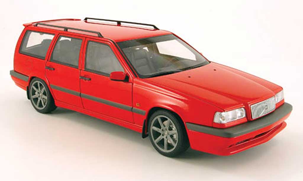 Volvo 850 Estate 1/18 Autoart Estate break t-5r red diecast model cars