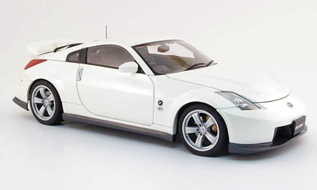 Nissan 350Z 1/18 Autoart Nismo fairlady z type 380 rs white 2006 diecast model cars