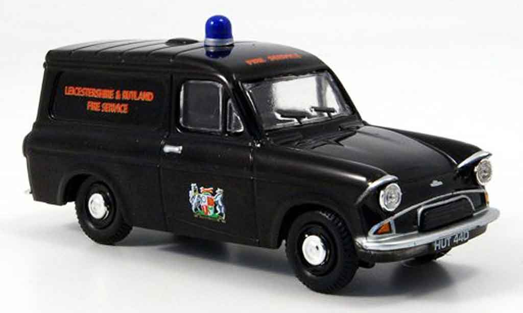 Ford Anglia 1/43 Oxford Van police Leicestershire & Rutland diecast model cars
