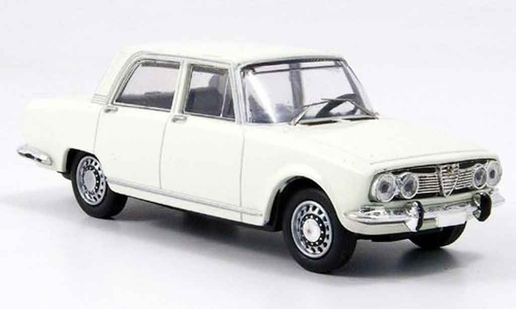 Alfa Romeo 1750 1/43 M4 berline white b quality 1968 diecast model cars