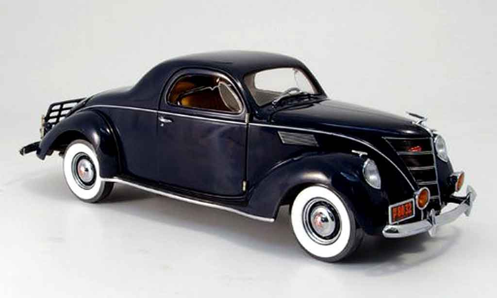 Lincoln Zephyr 1/18 Ertl blue 1937 diecast model cars