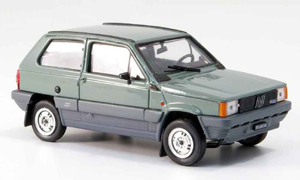 Fiat Panda 1/43 Brumm 4x4 olivgrun 1983 diecast model cars