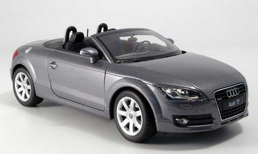 Audi TT Roadster 1/18 Welly Roadster grey diecast model cars