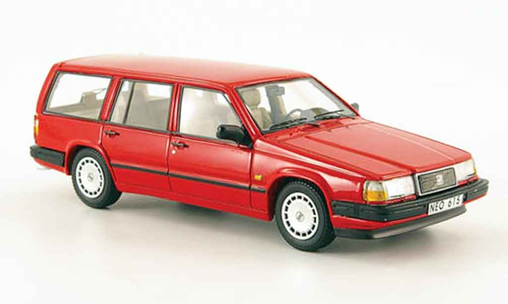 Volvo 940 1/43 Neo GL Estate red 1992 diecast model cars